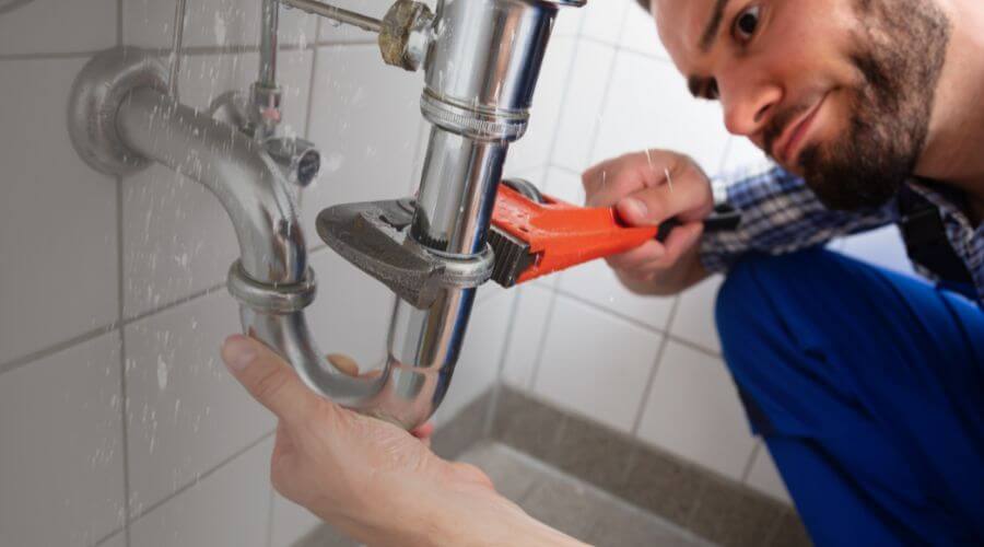 Professional clogged toilet repair services in Eunice, MO